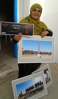 M’barka Farhat, Deuxième Prix du concours « DOUZ aux Yeux des Femmes », photo Djerba Doc Days. Photo: Hichem Ben Ammar