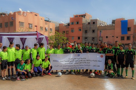 Jeunes sportives et sportifs ensemble contre le harcèlement à Marrakech. Photo : IMADEL.