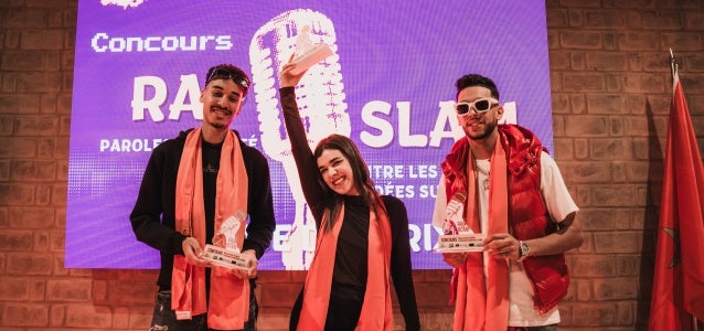 Photo de groupe des lauréat.e.s du concours Paroles d’Egalité. Photo : Délégation de l'Union européenne au Maroc